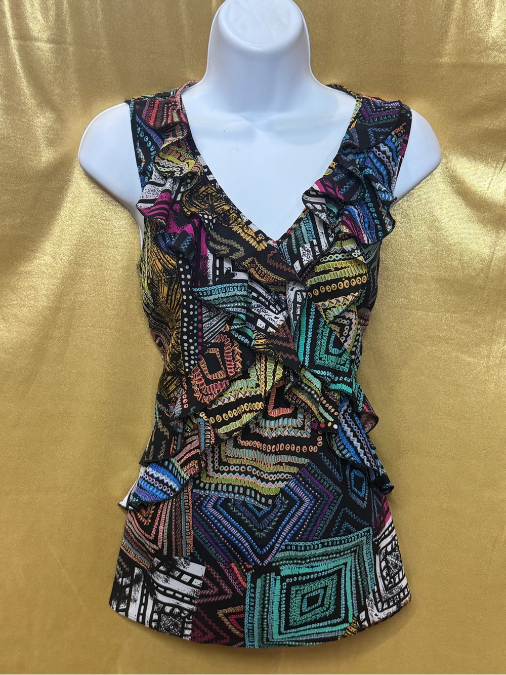 SPENSE Geometric Ruffle V-Neck Sleeveless Top - Size Small